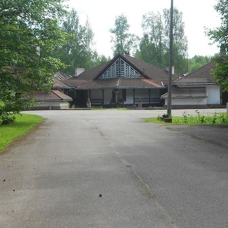 Kuivoja Holiday Center Loksa Buitenkant foto