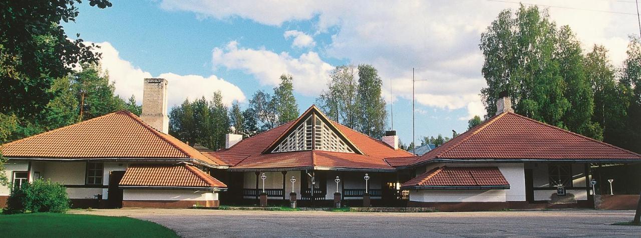 Kuivoja Holiday Center Loksa Buitenkant foto